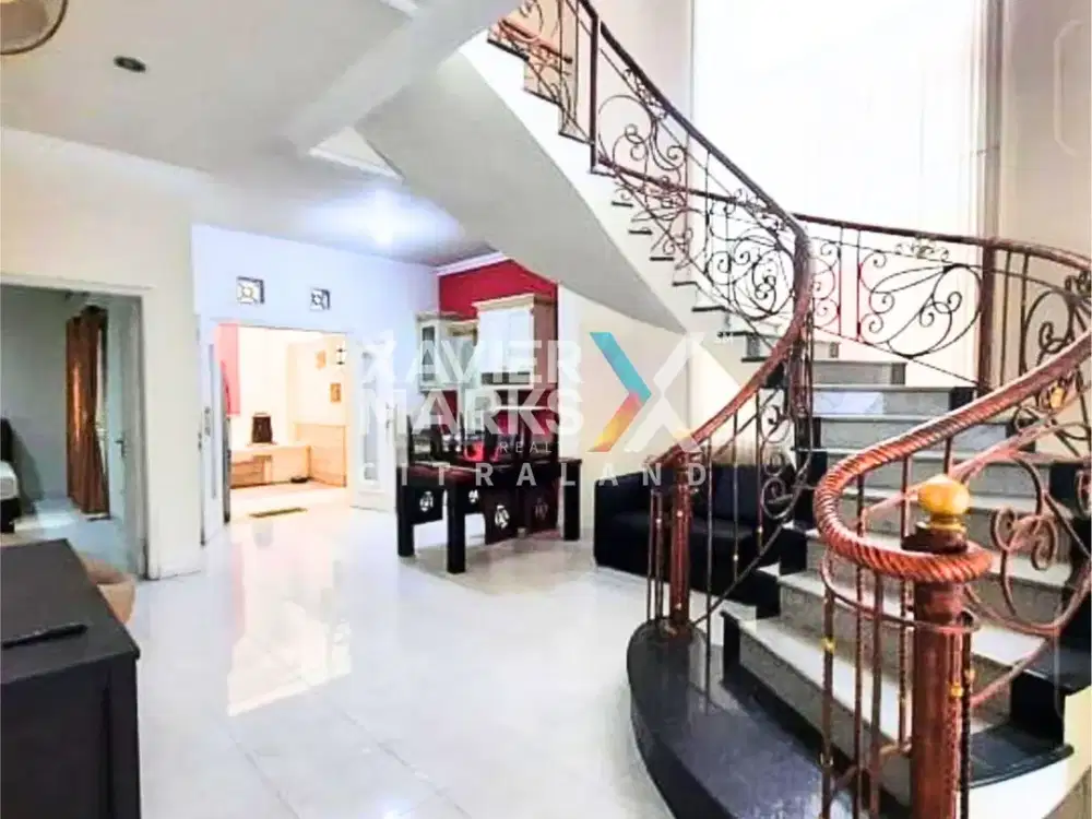 Rumah Tenggilis Utara Bangunan 2 Lantai Furnished Siap Huni