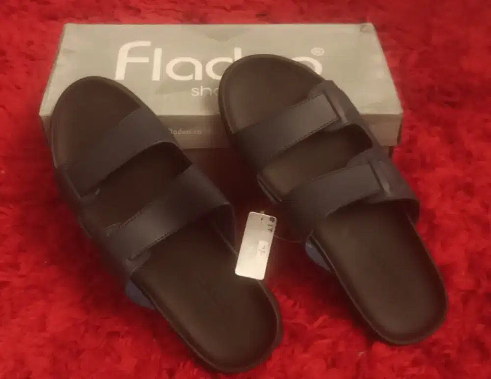 SANDAL PRIA FLADEO 42 (NEW ORIGINAL)