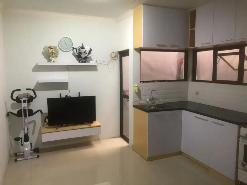 Rumah Minimalis Siap Huni di Taman Kopo Indah 1