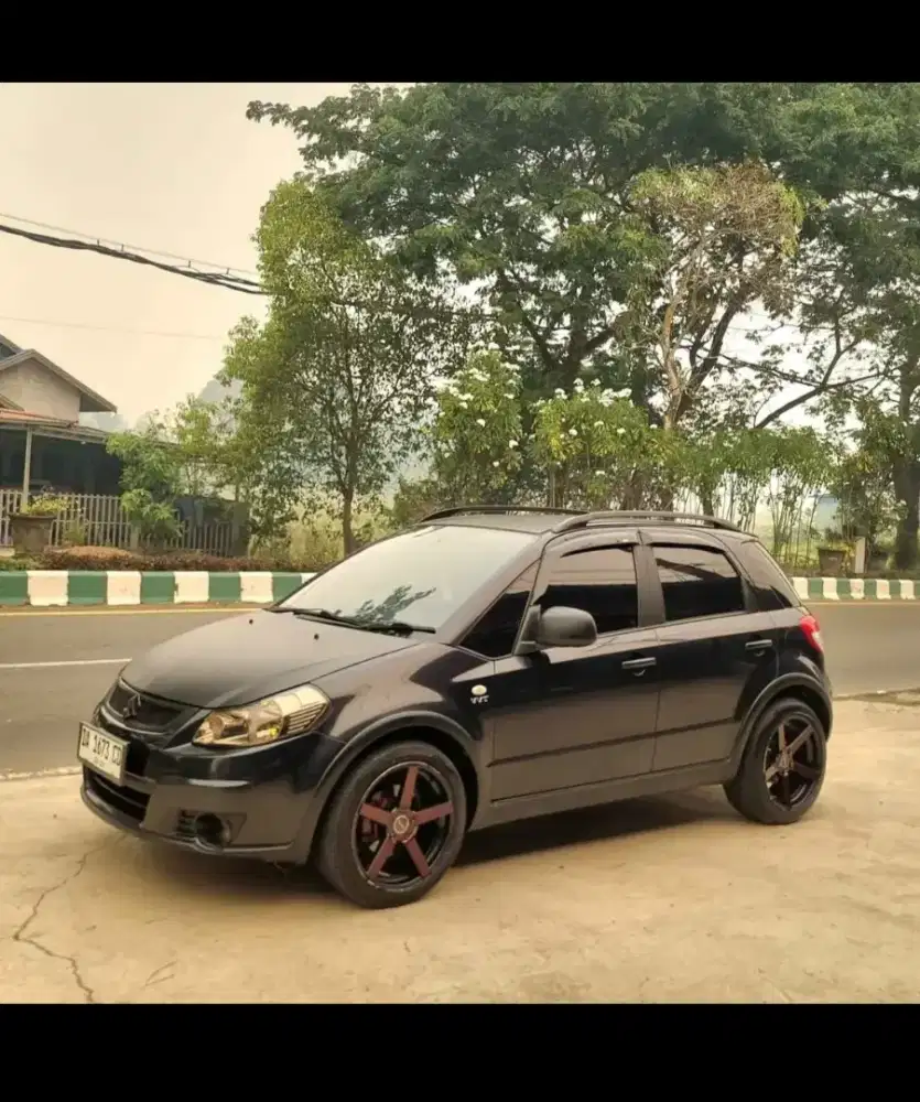 Suzuki X-Over 1,5 Built Up CBU 2009 (Pakaian Pribadi)