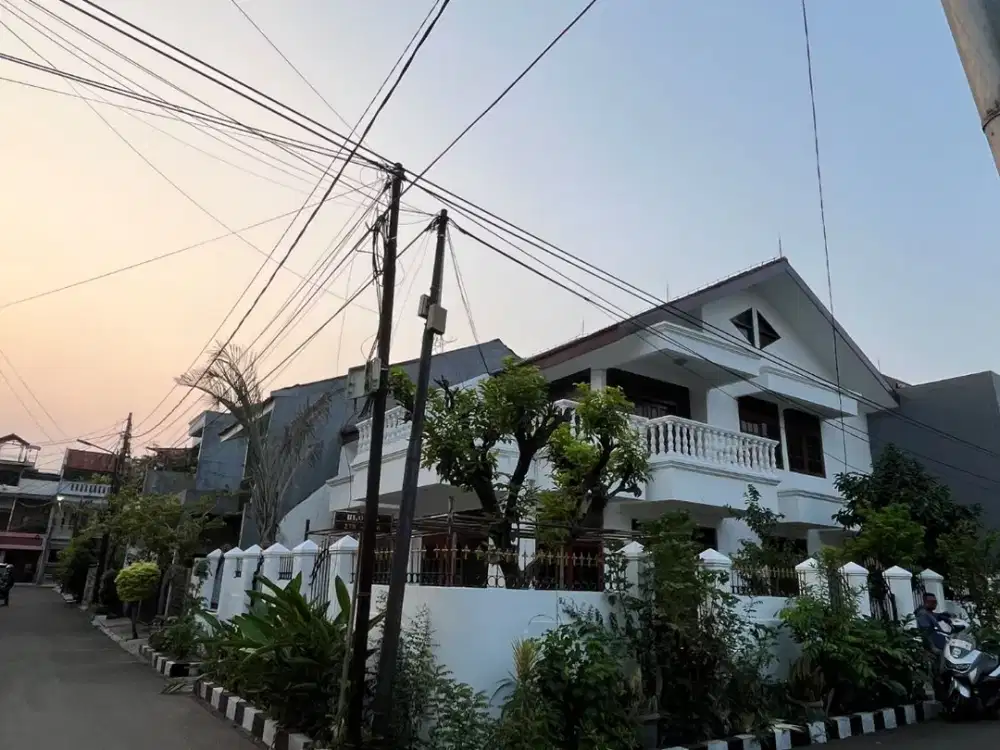 DIJUAL RUMAH HOEK – KOMPLEK BUARAN, DUREN SAWIT