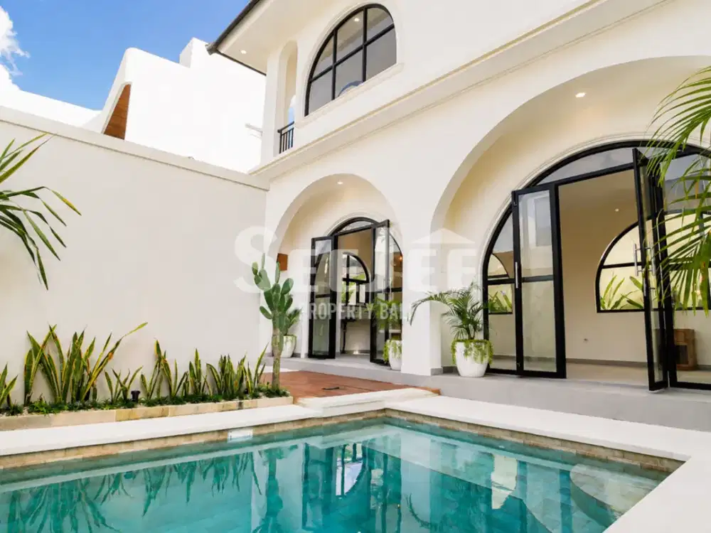 Dijual Villa Baru Siap Huni - Hak Milik - 3 Kamar - di Buduk Dekat Canggu, Bali - Area Berkembang Pesat - Svfc066