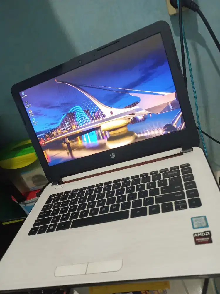 laptop hp 14 vga 2gb