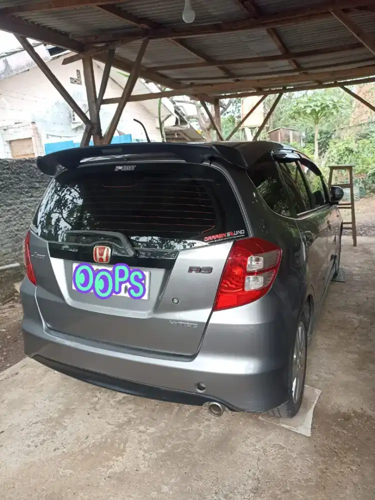 Dijual Mobil Honda Jazz bekas baik (seken) bisa nego
