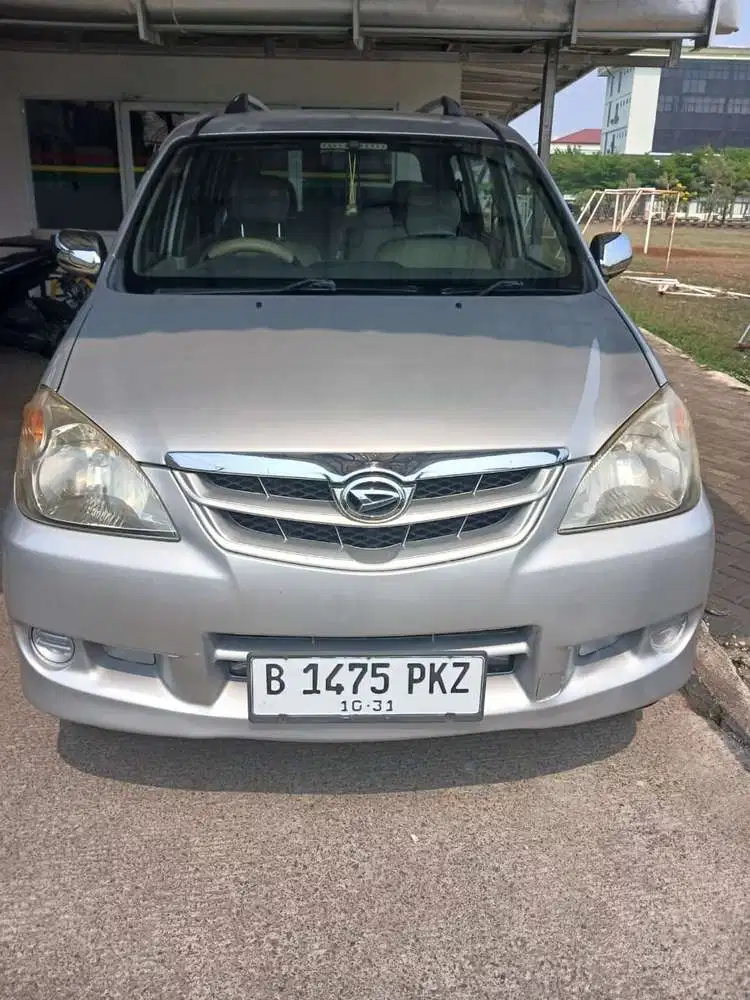 Daihatsu Xenia 2011 Bensin