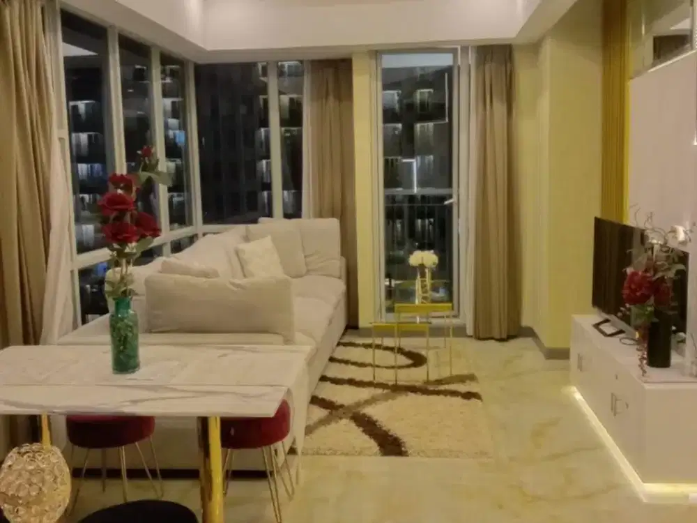 Benson Pakuwon Mall 3BR Corner Furnish