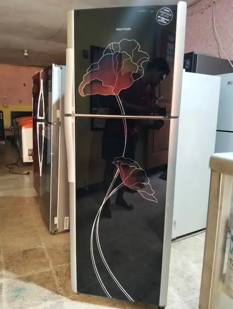 Kulkas Polytron beleza jumbo