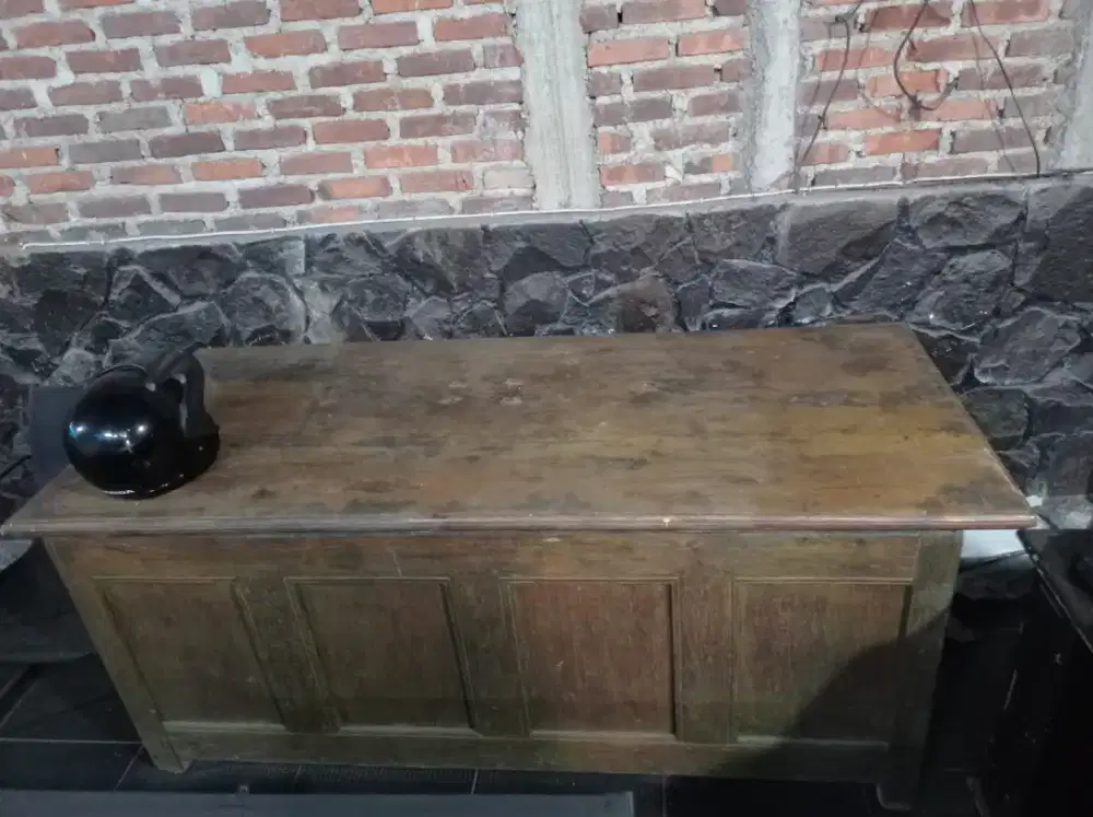 MEJA JATI TUA ASLI, ORIGINAL, VINTAGE, SANGAT KOKOH KUAT BERAT