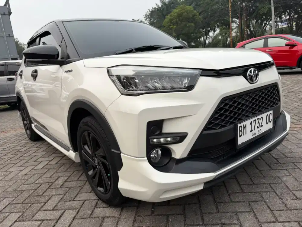Raize GR Sport Turbo Two Tone 1.0 Matic 2021