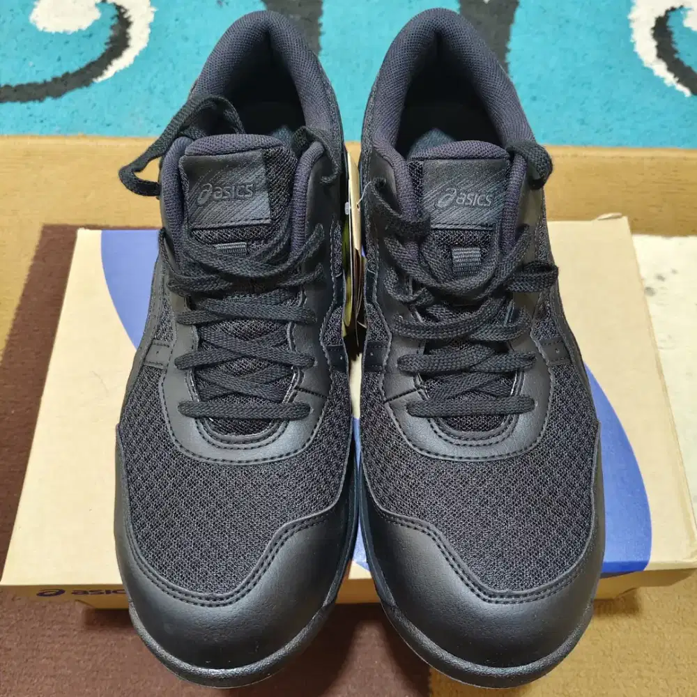 Sepatu safety Asics Winjob CP221 Black