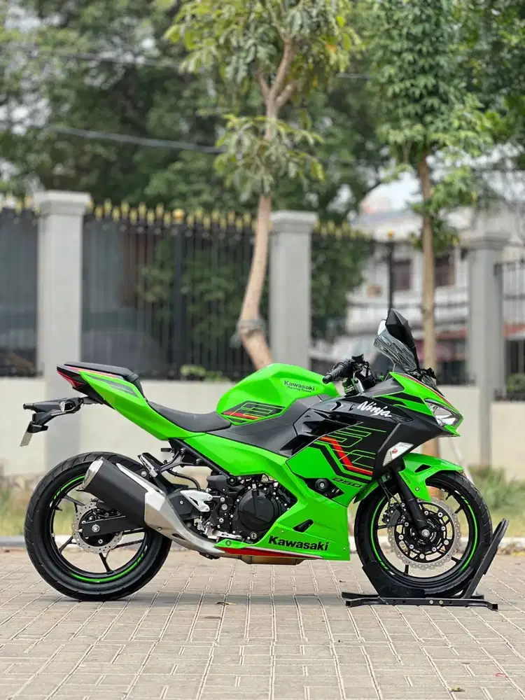 KAWASAKI NEW NINJA 250 FI ABS KEYLESS KRT 2024 KM 1K PAJAK PANJANG