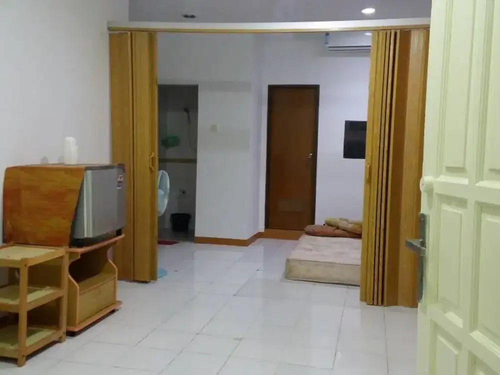 DiJual Apartemen Robinson Tower B Lantai 20, City View, Harga 180 Juta Di Jakarta Barat