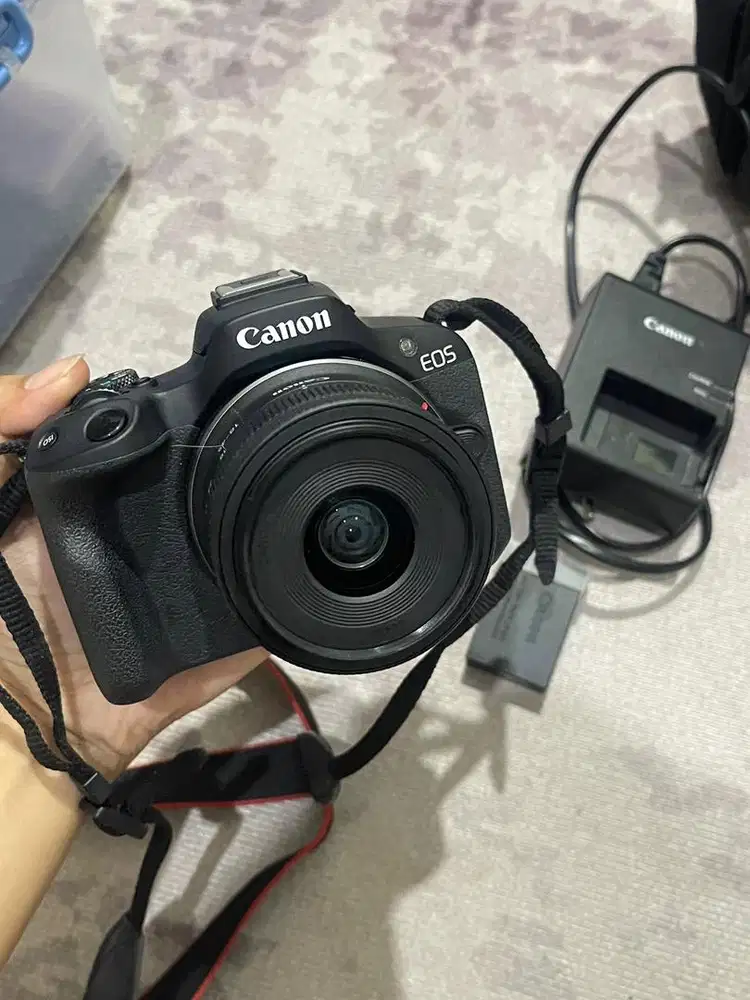 Canon EOS R50 Kit RF-S 18-45mm Black