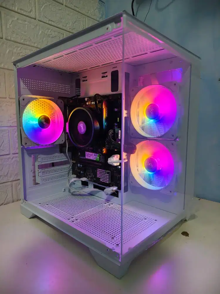 PC Gaming Editing Ryzen 5 2400G RAM 8GB SSD 256GB PSU 500W 80+ Bronze
