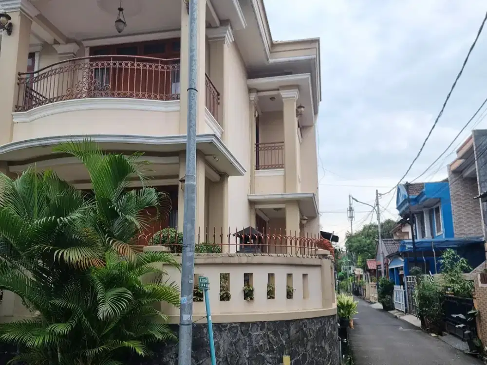 DIJUAL CEPAT RUMAH LUX ASRI FULL FURNISHED SIAP HUNI LOKASI STRATEGIS