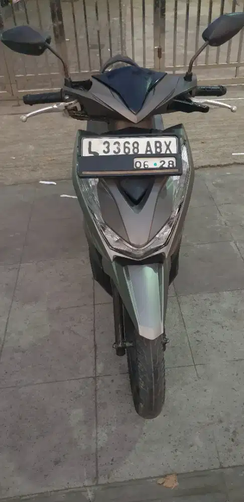 Beat Duluxe th 2023 mulus pjk baru