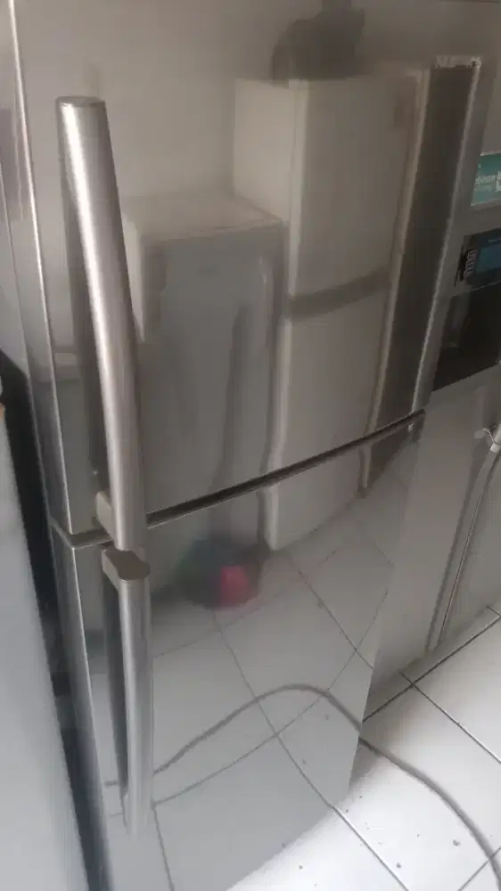 Kulkas Samsung 2pintu