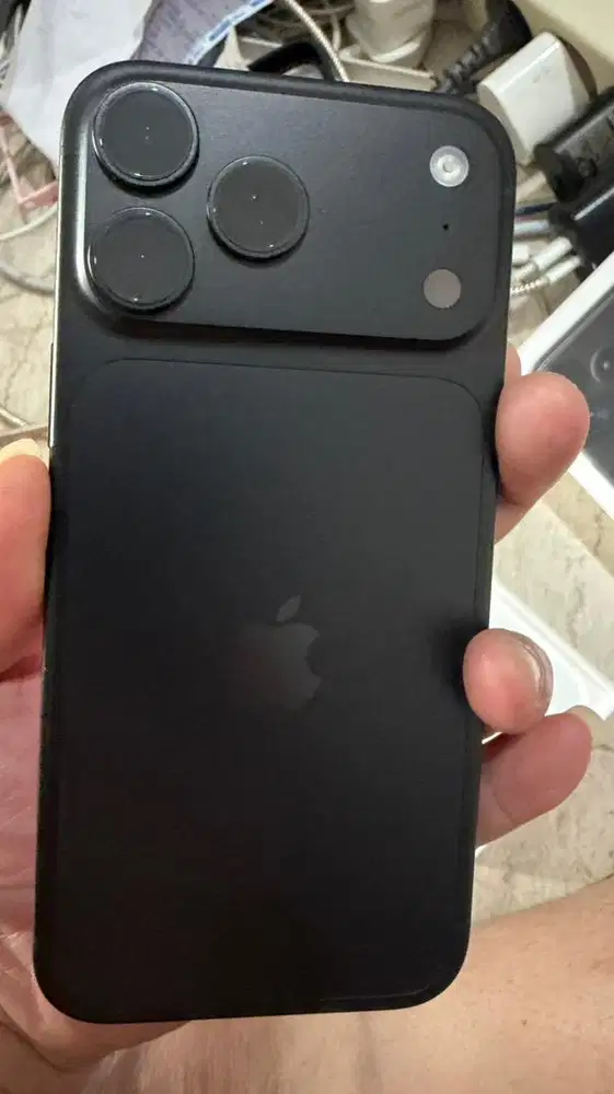 Iphone 18 promax 1 tb cukai