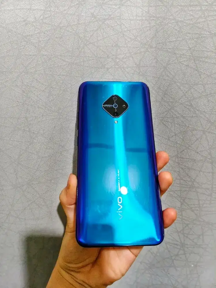 Vivo S1 Pro 8/128 Pro Orian Amoled