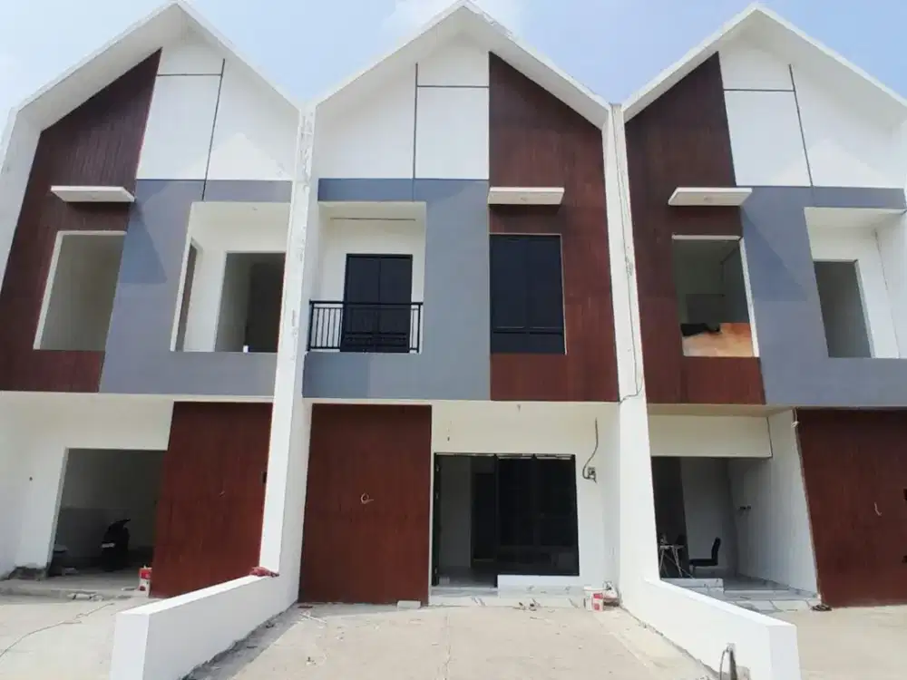 Big Promo !! Rumah 2 Lantai 1 Milyaran Free Biaya-Biaya Dekat Mabes Cilangkap