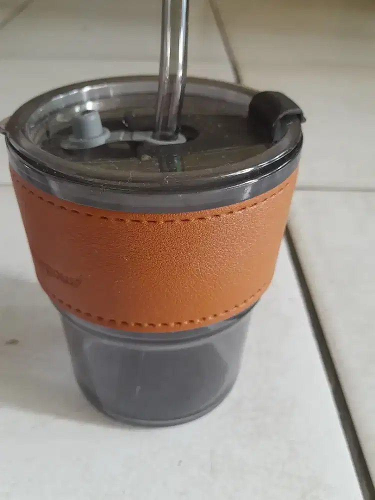 AM12 gelas tumbler kaca aestetic mewah sedotan holder kulit kantor
