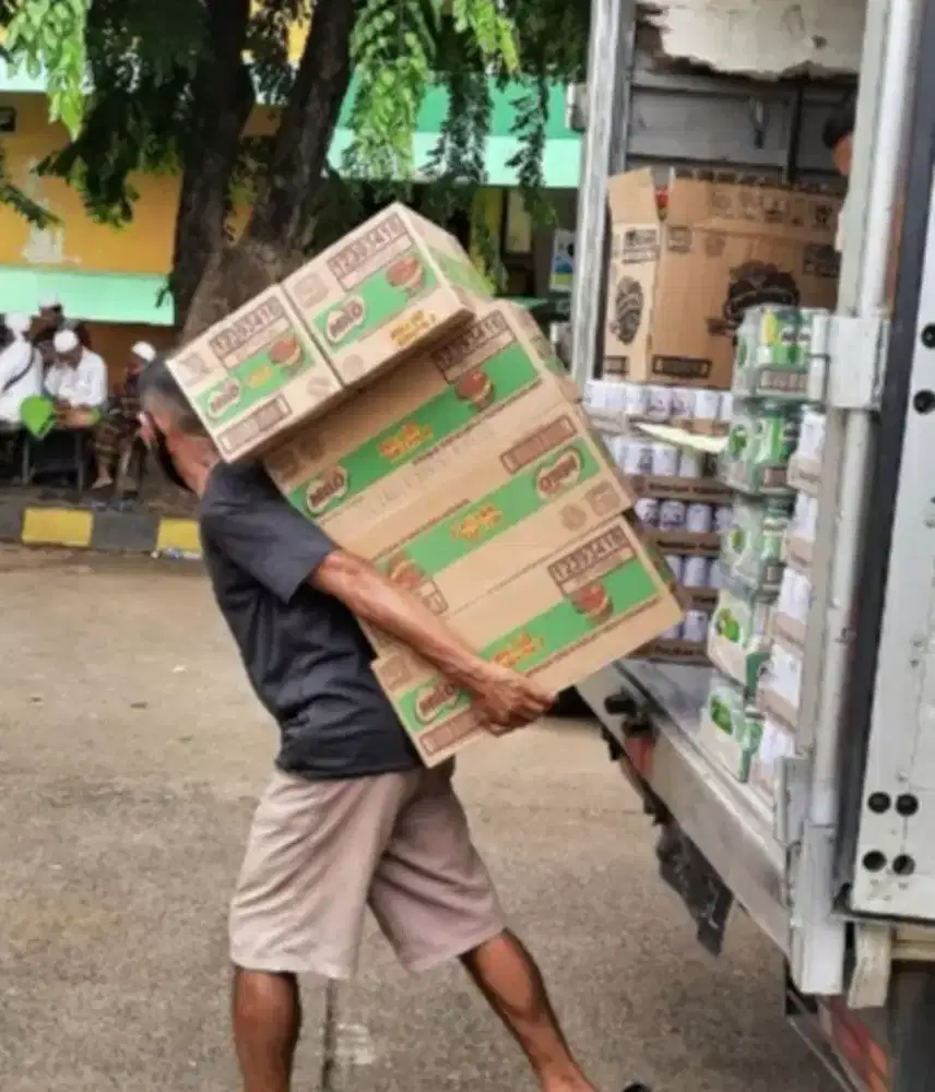 Mencari Helper Untuk Agen Toko