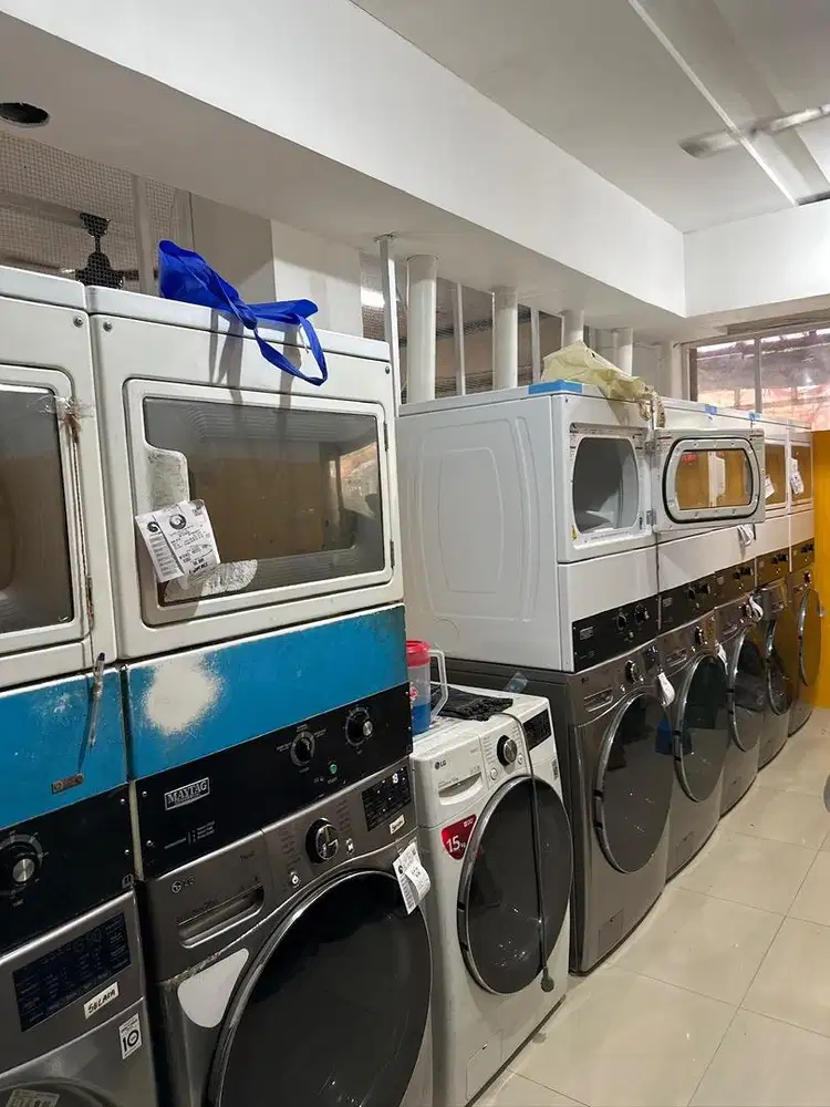 DICARI STAFF LAUNDRY