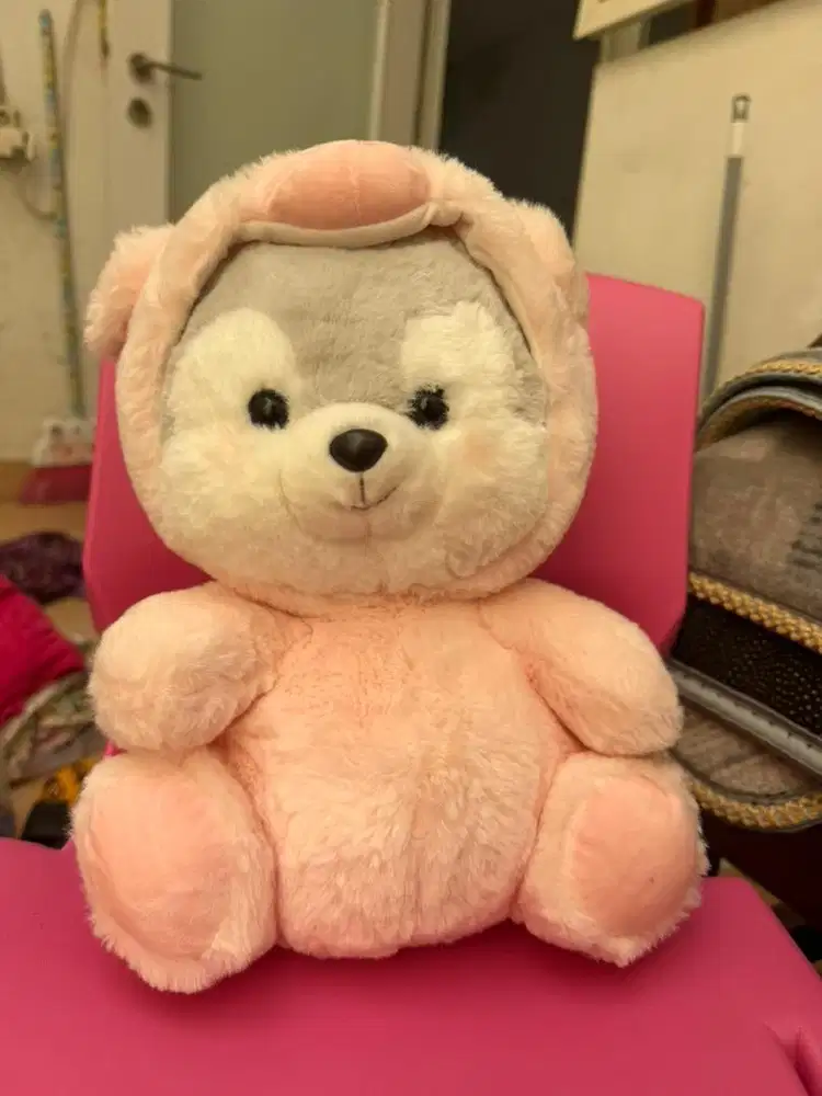 Boneka bekas dan baru