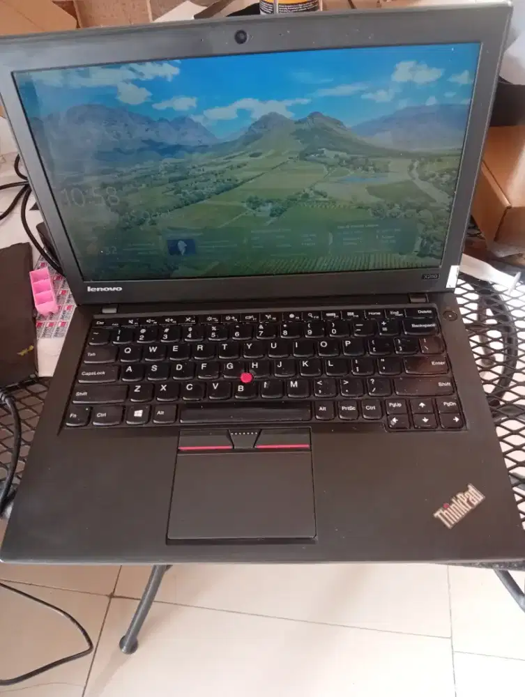 thinkpad x250 core i5 gen 5 Ram 4 GB hardisk 500 GB