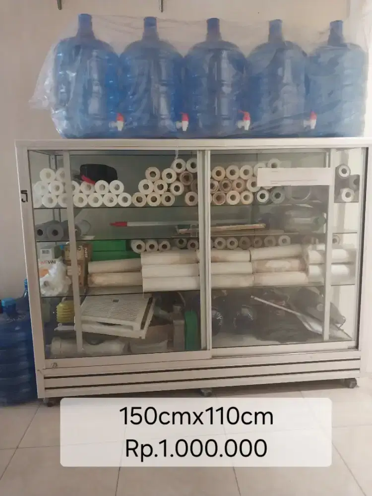 Etalase Kaca ukuran 150cm x 110cm