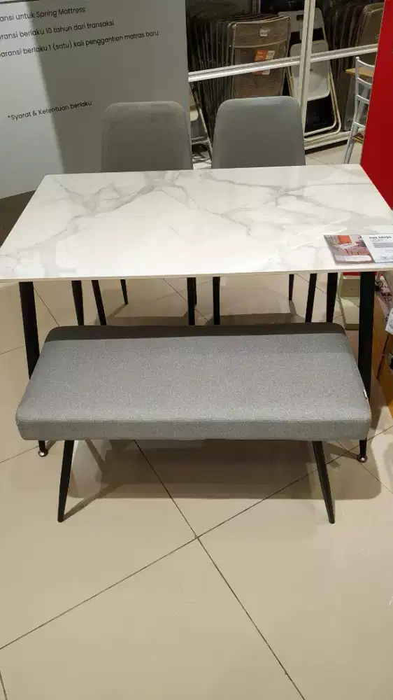 MEJA MAKAN MILAV SET