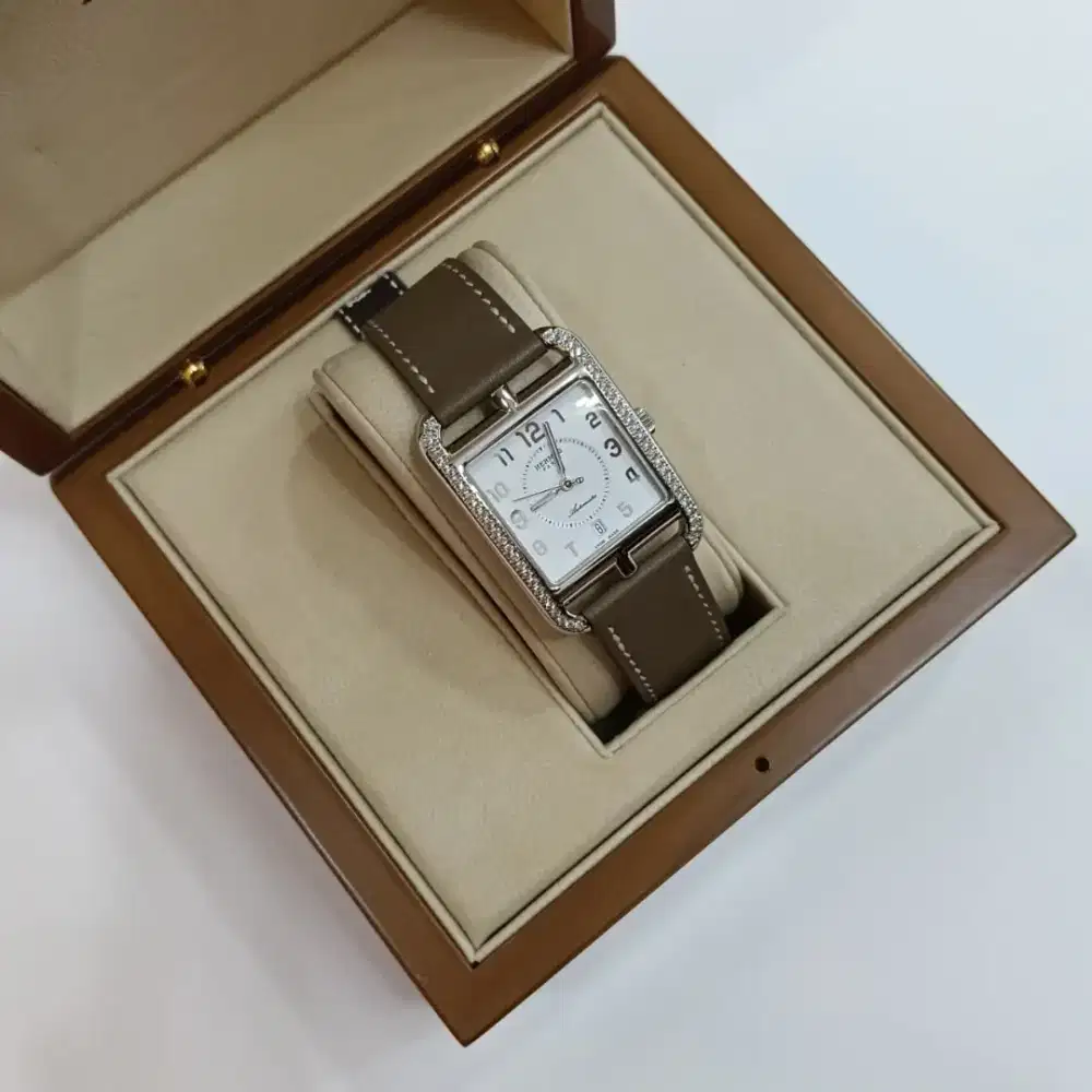 Jam tangan Hermes