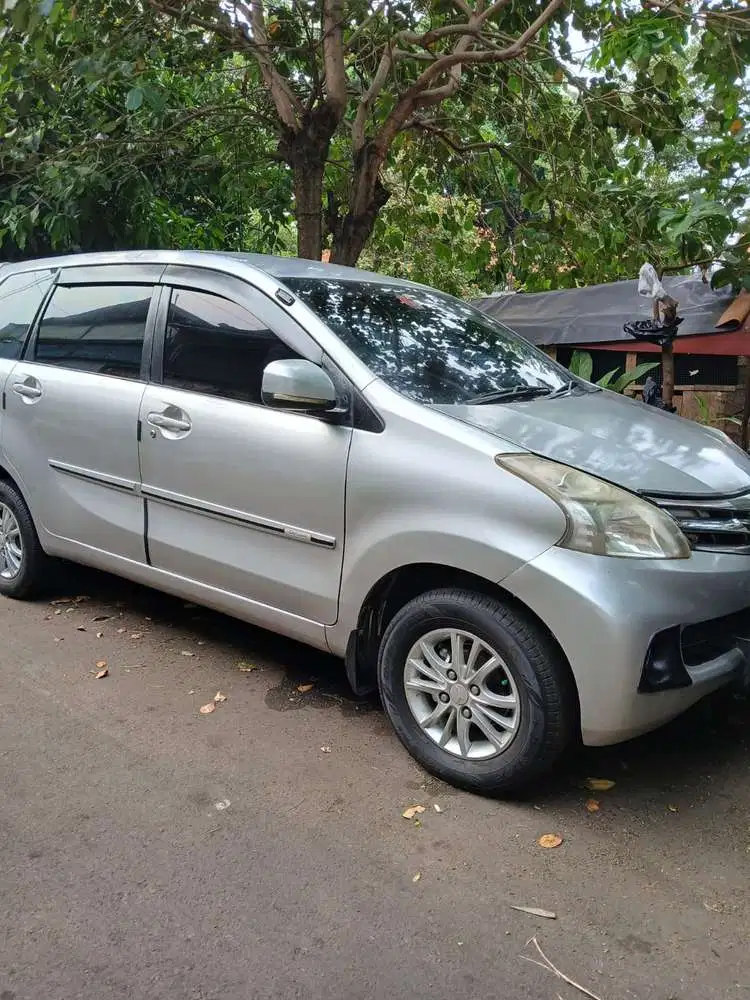 Daihatsu Xenia 2013 Bensin