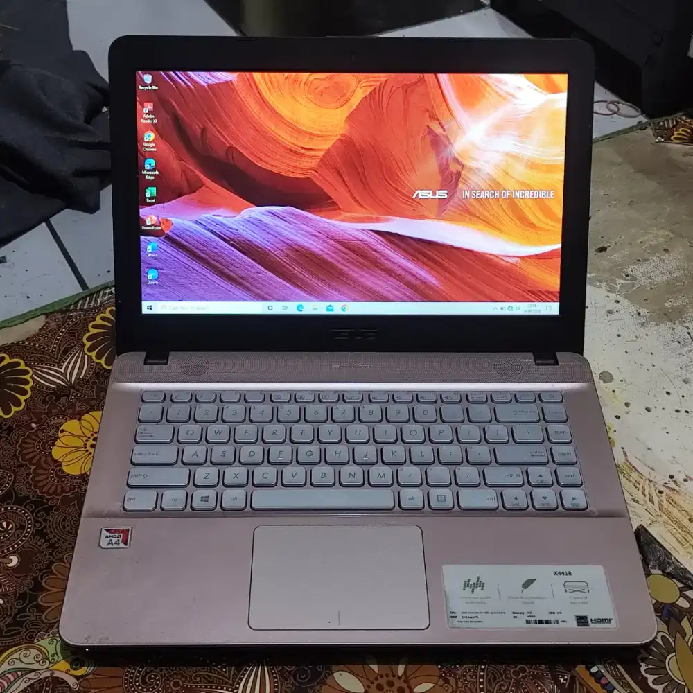 Asus vivobook x441ba amd a4-9125 ram 4 gb hdd 500 gb