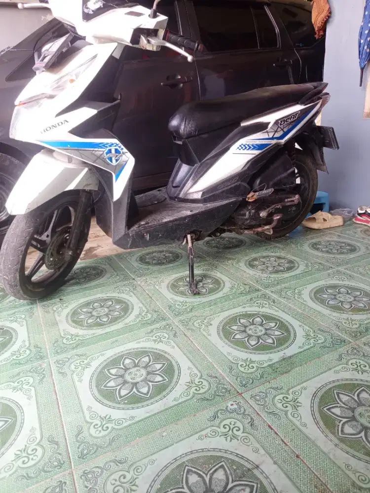 Jual motor Honda beat 2017