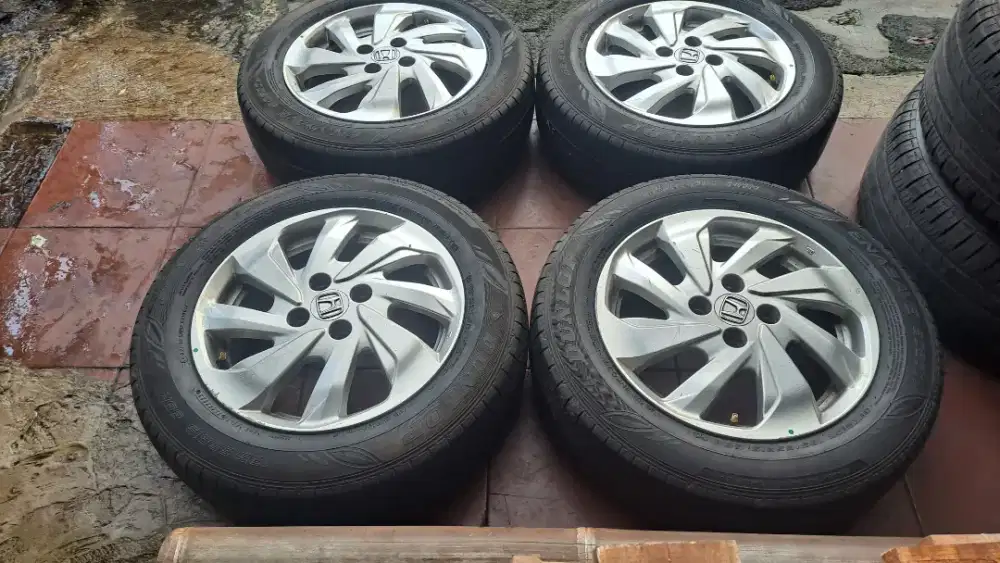 Mobilio r15 velg honda mobilio bisa tt