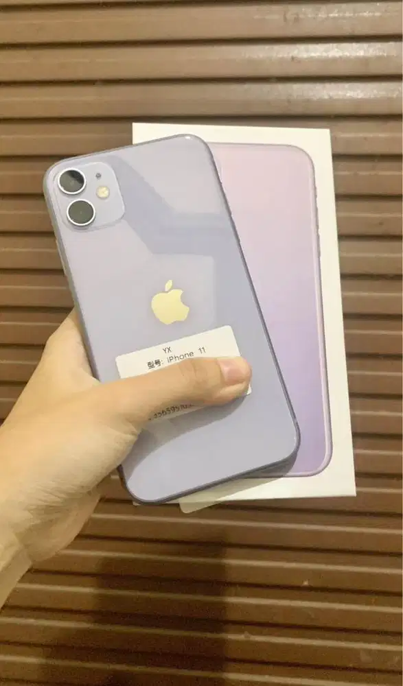 iPhone 11 64GB WiFi Only Noreset Fullset Mulus Pemakaian Wanita Gress