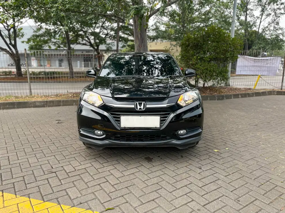 Honda HR-V 1.5 E SUV