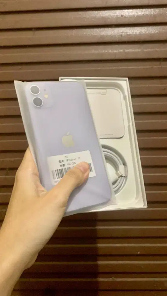 iPhone 11 64GB WiFi Only Noreset Fullset Mulus Pemakaian Wanita Gress