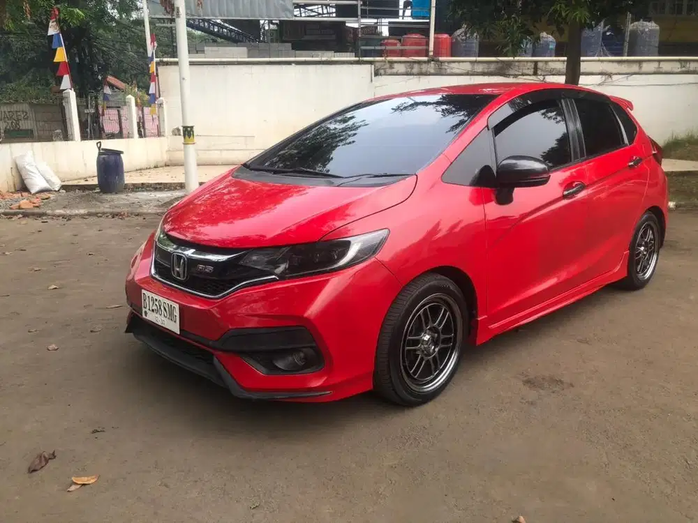 Promo TDP 5 Juta Honda Jazz RS AT 2018 Merah