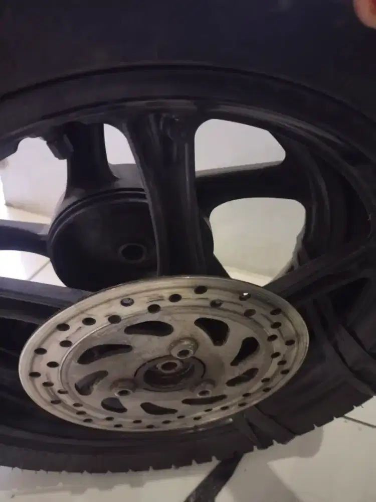 Ban dan velk motor Mio original