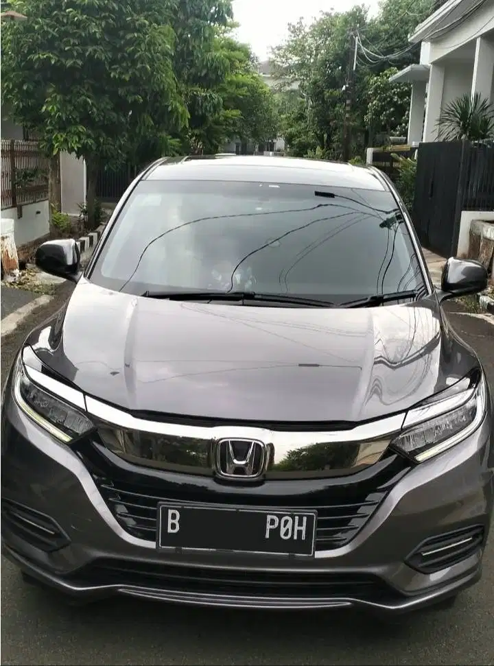 DIJUAL HONDA HR-V PRESTIGE 1.8L AT 2021 – PANORAMIC SUNROOF