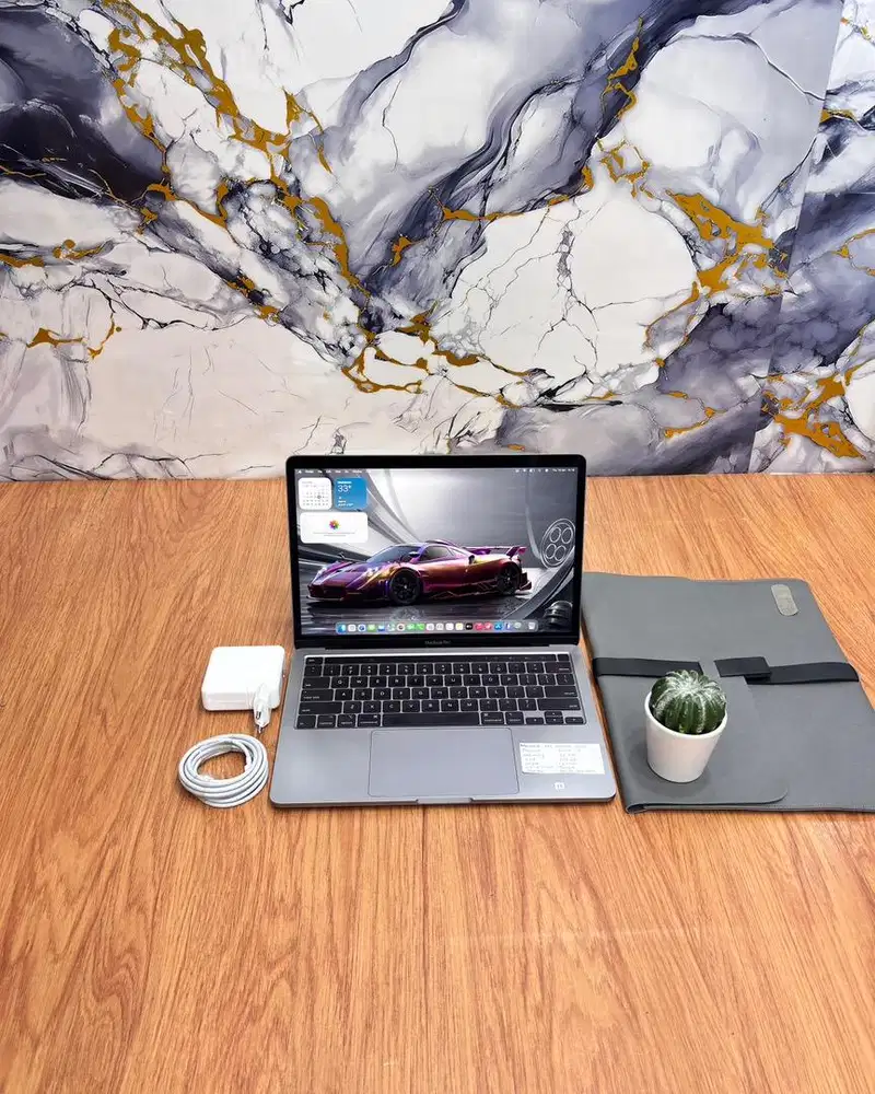 MacBook Pro 13 2020, i5-32-512 GB