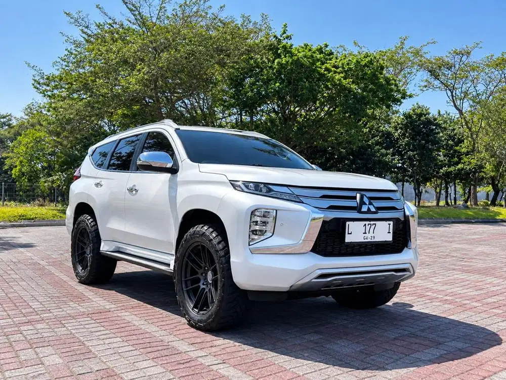 MITSUBISHI PAJERO SPORT DAKAR ULTIMATE MATIC 2023 pmk 2024
