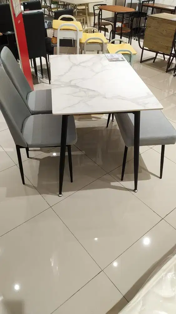 OBRAL SET MEJA MAKAN MILAV