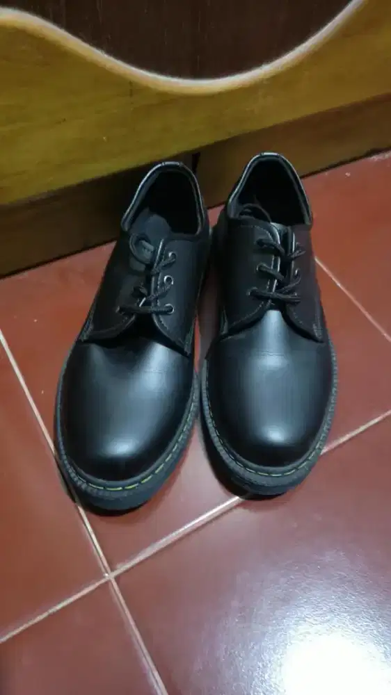 Sepatu Docmart cowok