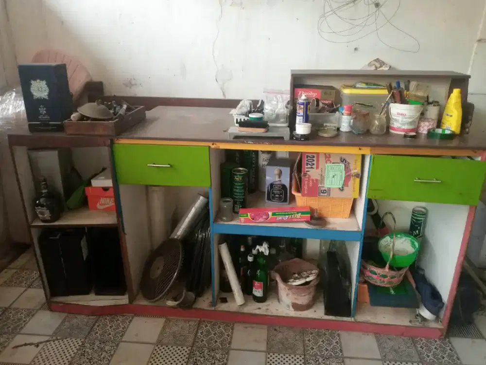 Rak - bufet ..perlu servis