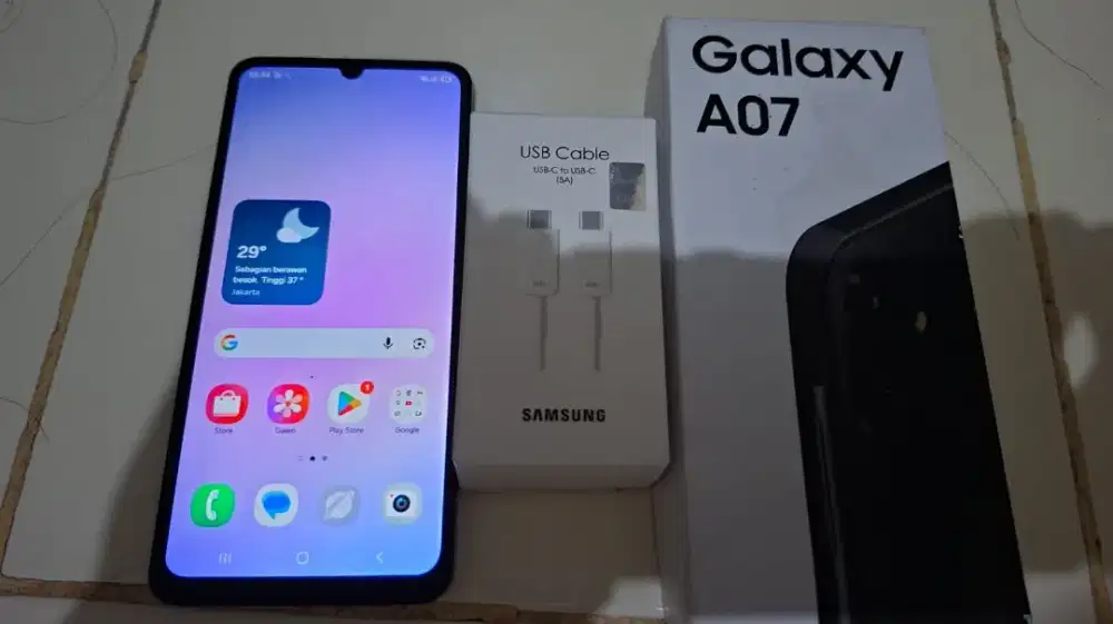 Dijual Samsung A07 8/256, kondisi bagus dan masih bergaransi
