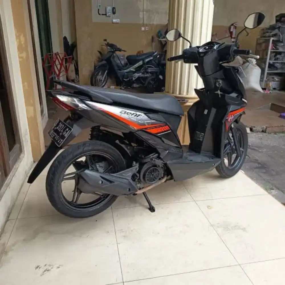 HONDA BEAT HITAM 2017 ( WA di Slide Gambar)