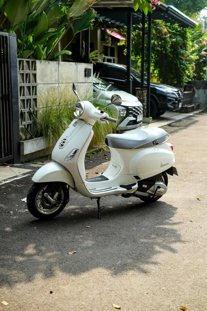 VESPA LX 150 IGET LED 2026